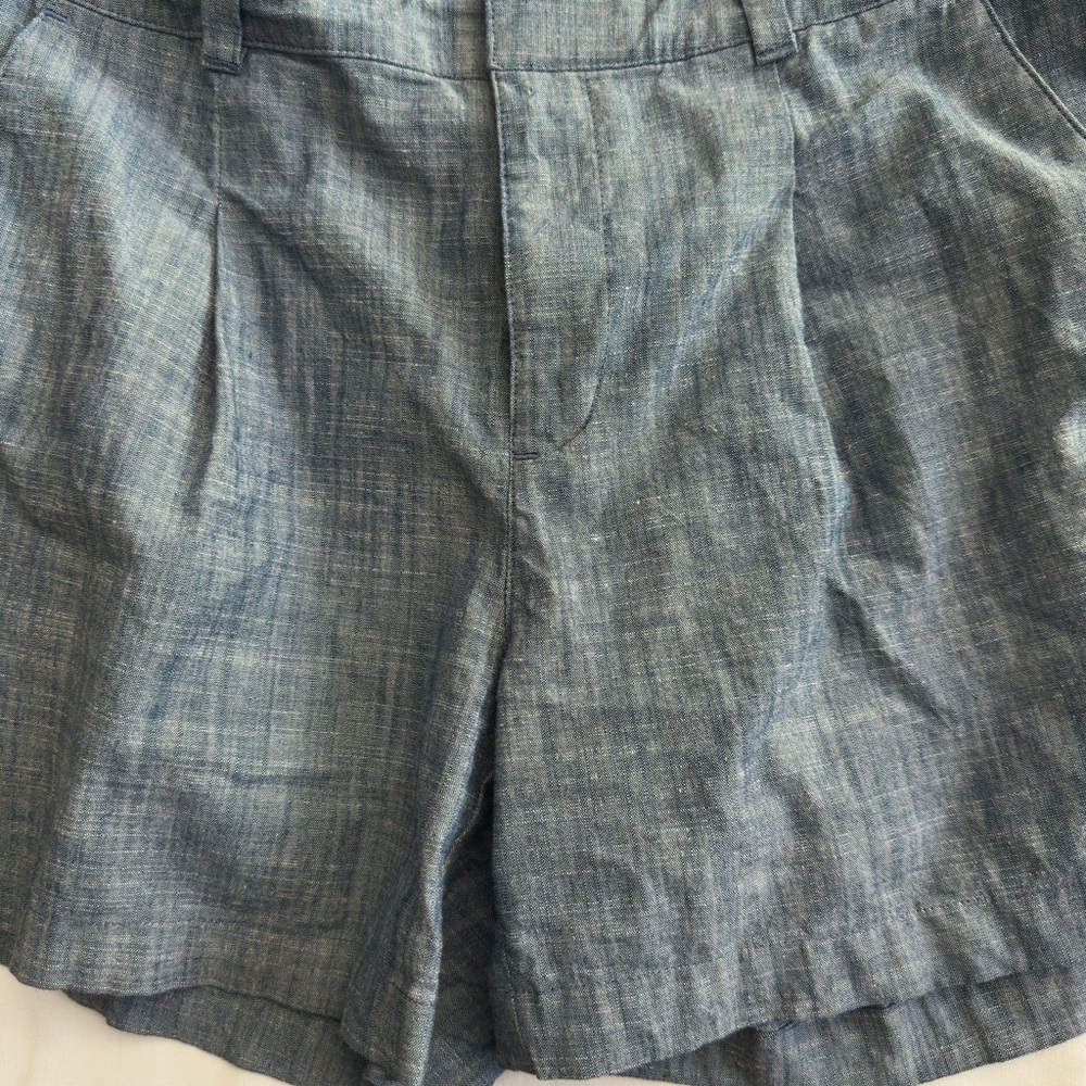 Ann Taylor LOFT Short Chambray Light Blue Elastic Waist Casual Pull On Womens 2